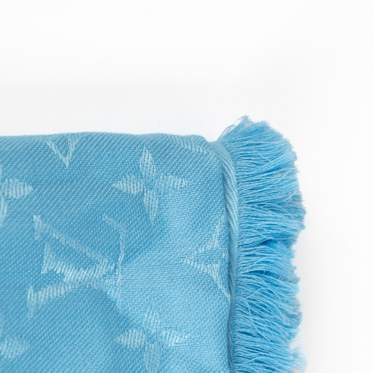 Authentic pre-loved Louis Vuitton Blue Cyan Monogram Classic Scarf on Labellov.com