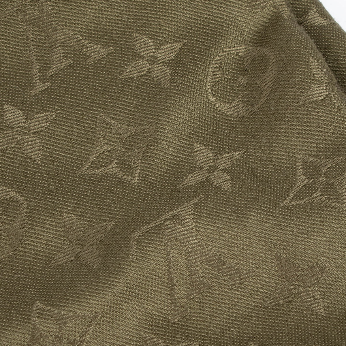 Authentic pre-loved Louis Vuitton Green Kakhi Classic Scarf on Labellov.com