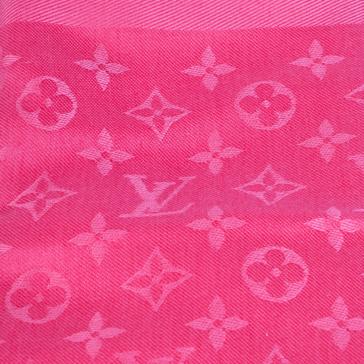 Shop this 100% authentic Louis Vuitton Hot Pink Classic Shawl at Labellov.com