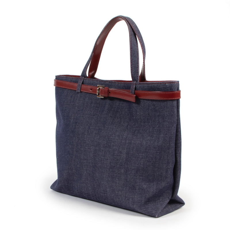 Veilig online kopen van een tweedehands Burberry blauw denim handtas aan de juiste prijs.