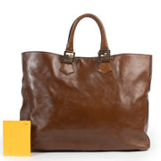 Veilig online kopen van authentieke Fendi bruine handtas.
