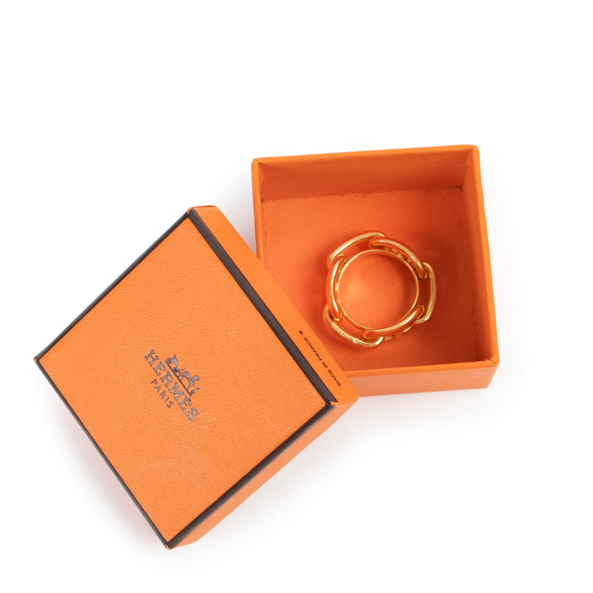 Hermès scarf ring, Gold Hermès gold scarf ring, Gold scarf ring, Scarf ring, Preloved scarf ring.