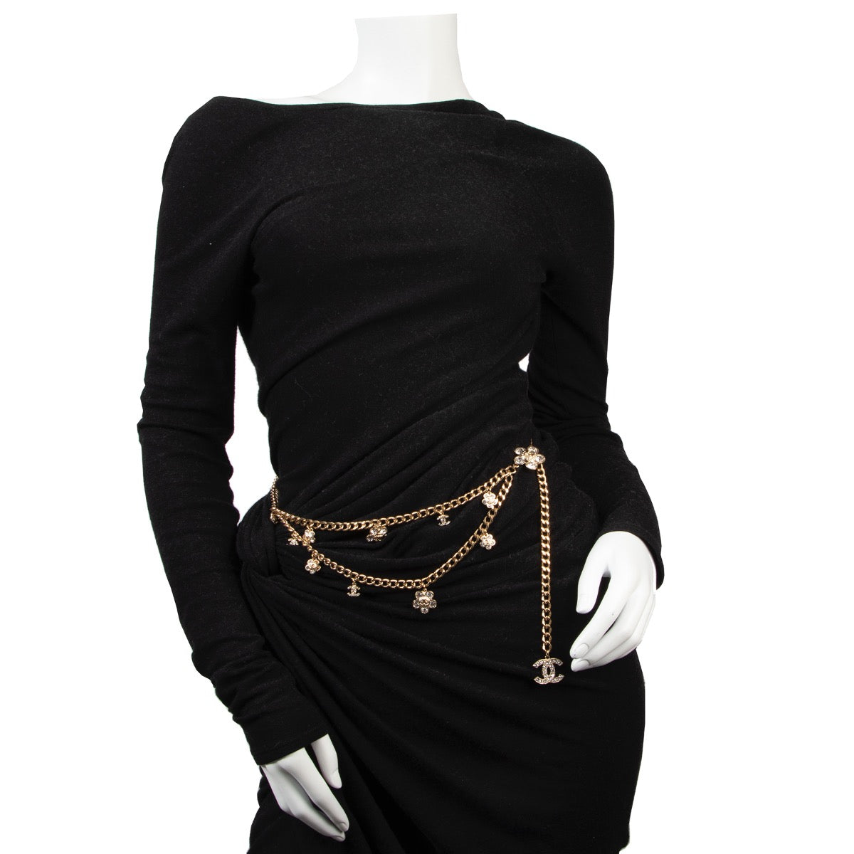 Achetez en ligne en toute sécurité second main ce ceinture Chanel chez Labellov.Com.