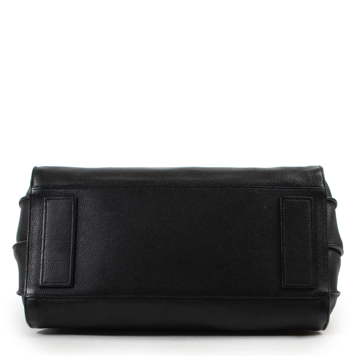 Achetez en ligne second main ce sac Saint Laurent noir Sac de Jour chez Labellov.com.