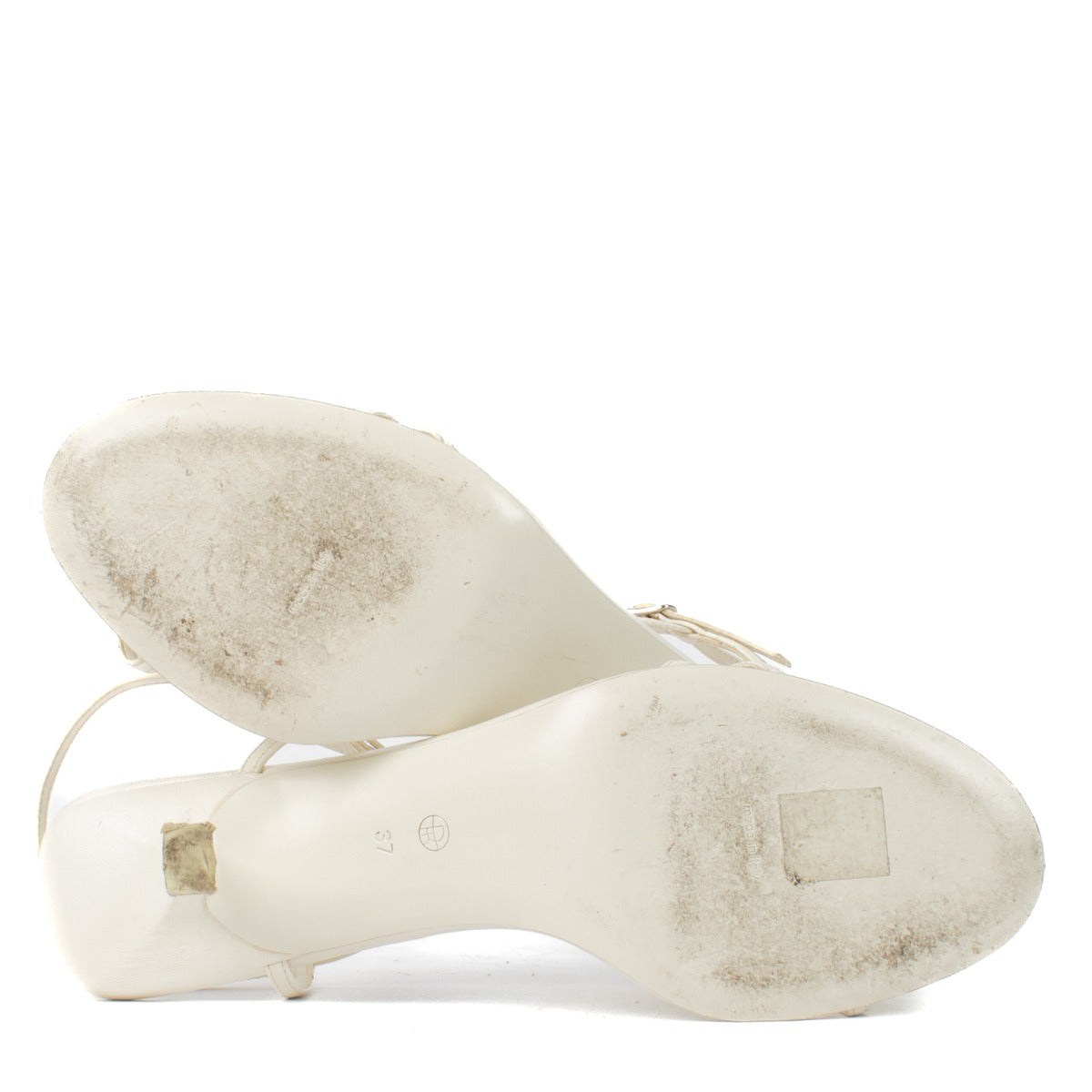 Shop 100% authentic The Row White Leather Bare Sandals - Size 37 at Labellov.com.