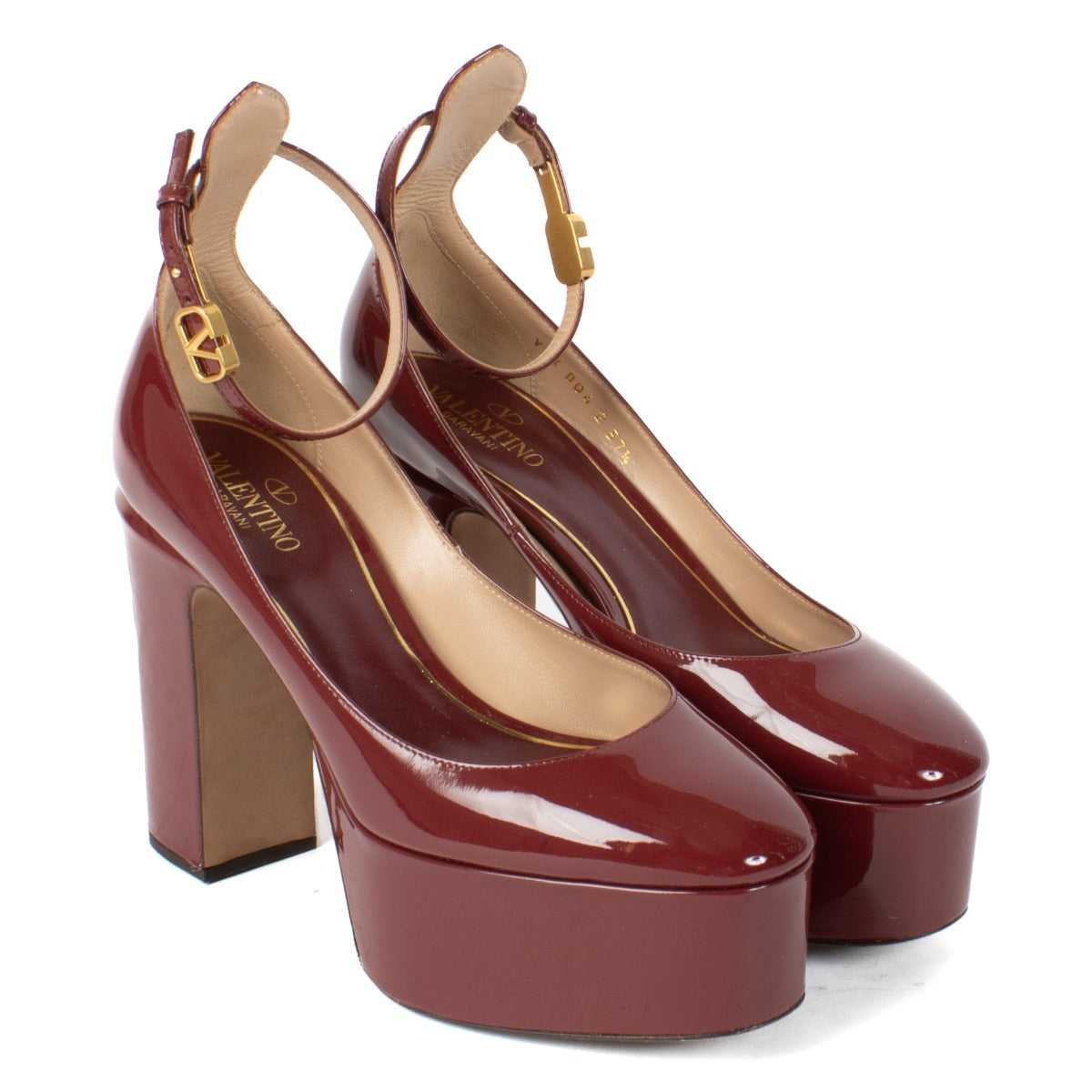 Shop 100% authentic Valentino Garavani Red Tango Pumps - Size 37,5 at Labellov.com.