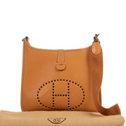 Shop safe online 100% authentic second hand Hermès Cognac Evelyne 33 Bag in very good condition at the right price at Labellov in Antwerp.