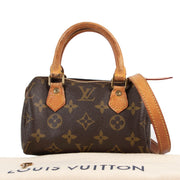 Buy authentic secondhand Louis Vuitton bags at Labellov vintage fashion webshop for the lowest price. Koop authentieke tweedehands Louis Vuitton tassen bij Labellov vintage mode webshop aan de laagste prijs.