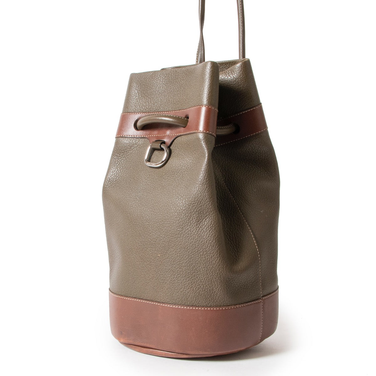 Shop safe online 100% authentic second hand Delvaux Green Bucket Bag in good preloved condition at the right price at Labellov in Antwerp.