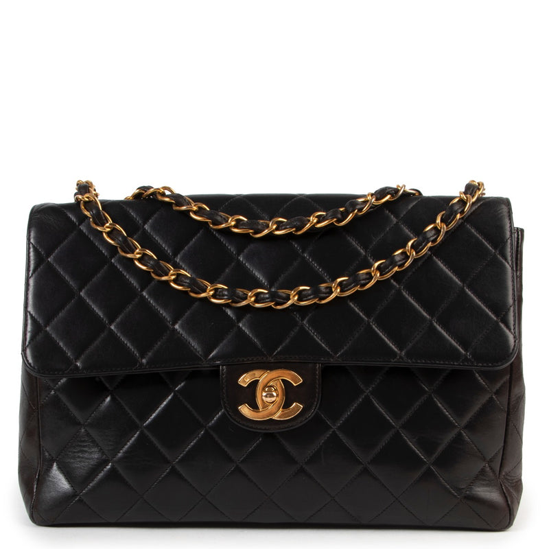 Shop safe online authentic second hand Chanel Black Classic Flap Bag at the right price.