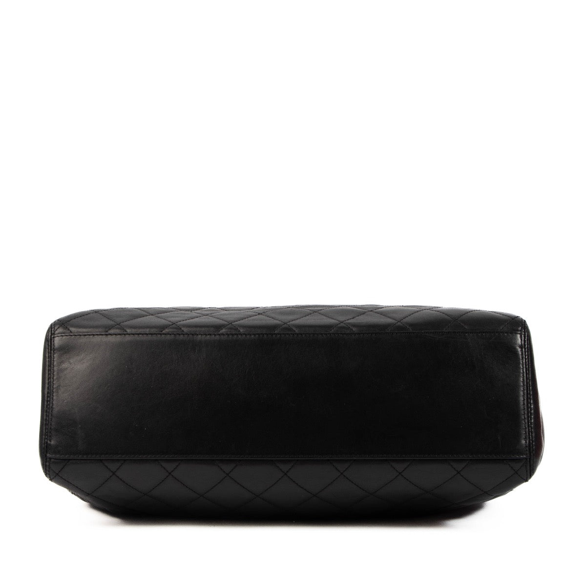 Shop this authentic second hand Chanel Black Guilted Leather Tote Bag on Labellov.com