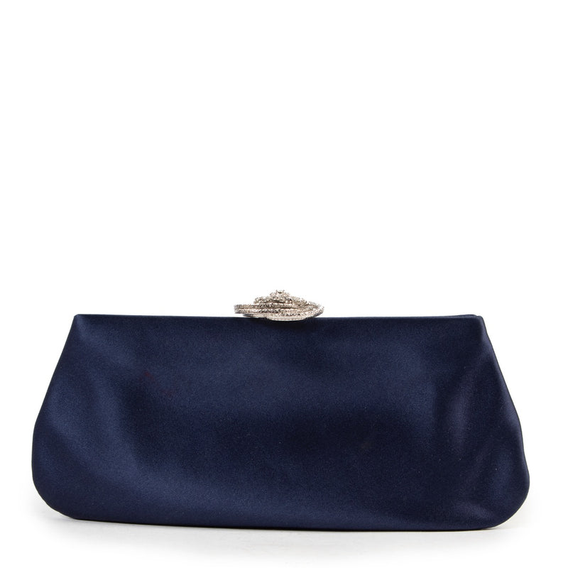 Find this Chanel Blue Clutch in perfect condition at Labellov Antwerp.