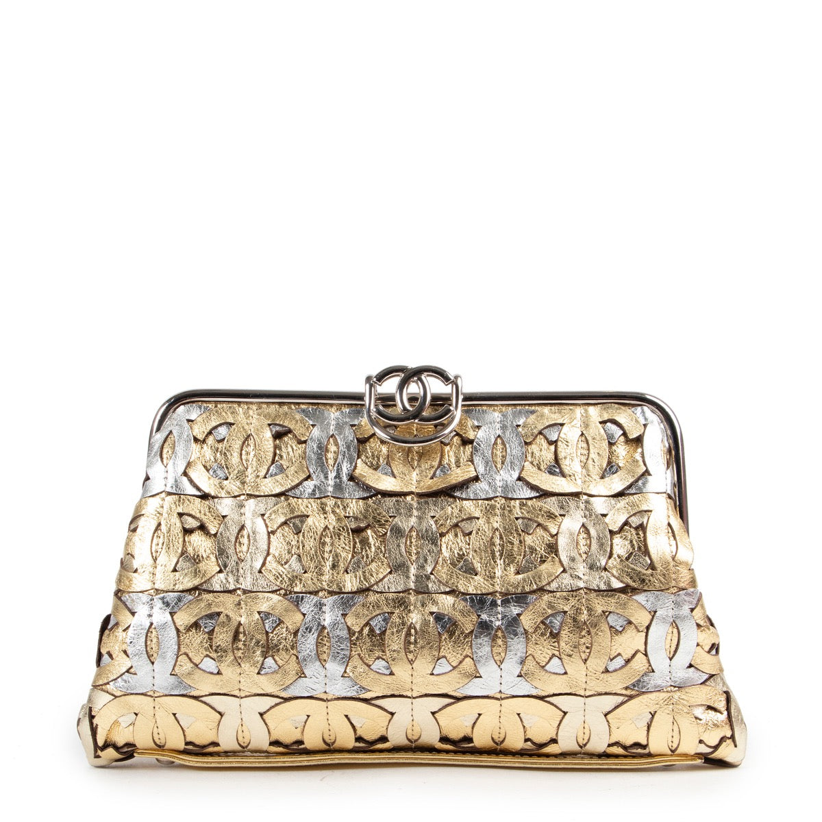 Shop safe online Chanel bags for the best price. shop safe online your secondhand Chanel bag.