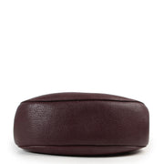 Shop and sell your bags at Labellov for a reasonable price. Find for example this Chloé Burgundy Crossbody Bag in store or online.