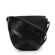 Shop safe online the Delvaux Black Shoulder Bag for the best price. Shop safe online your secondhand Delvaux Black Shoulder Bag