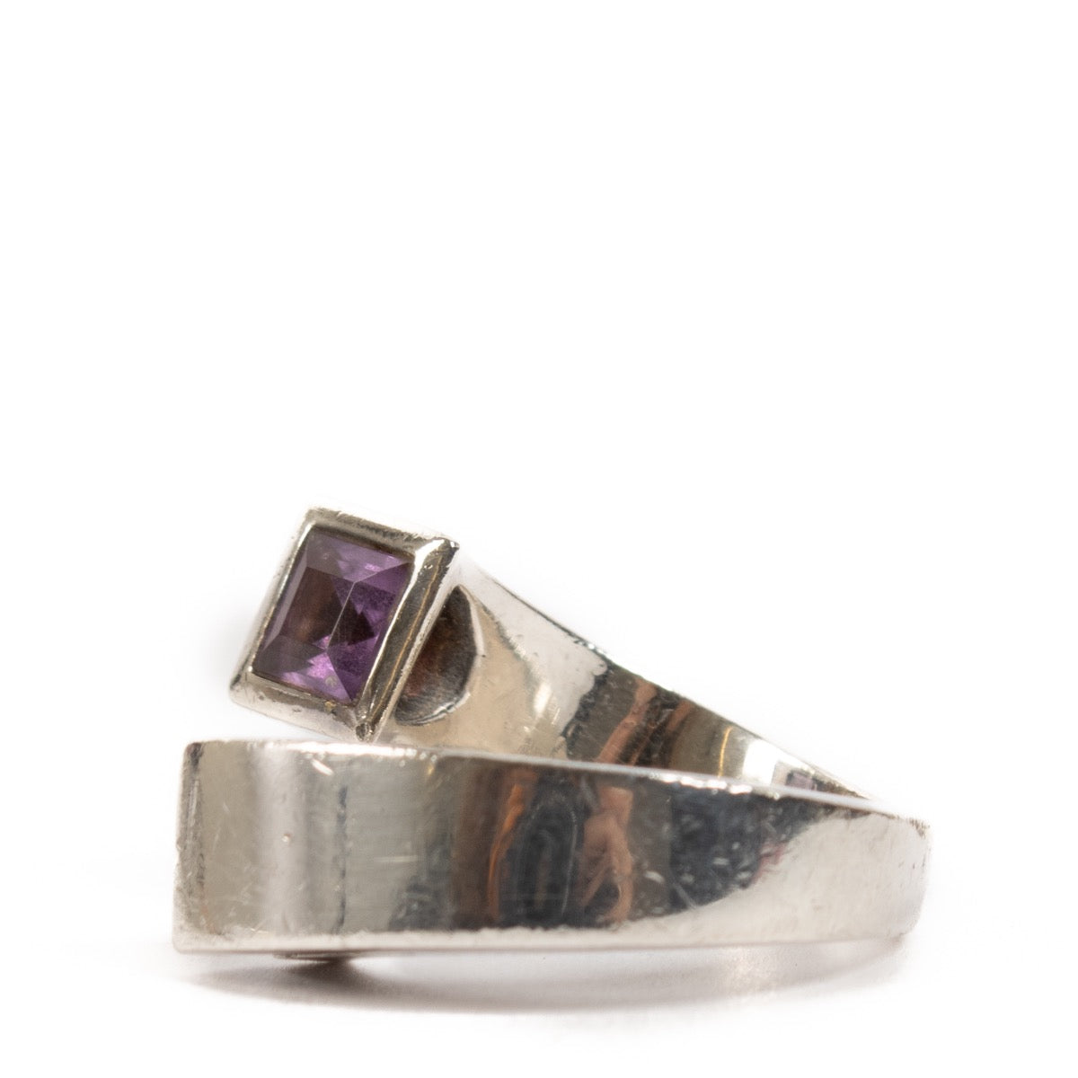 shop 100% authentic second hand Gucci Silver Purple Ring on Labellov.com