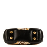 Shop 100% authentic second-hand Louis Vuitton Beige Velvet Chains Mini Linda on Labellov.com
