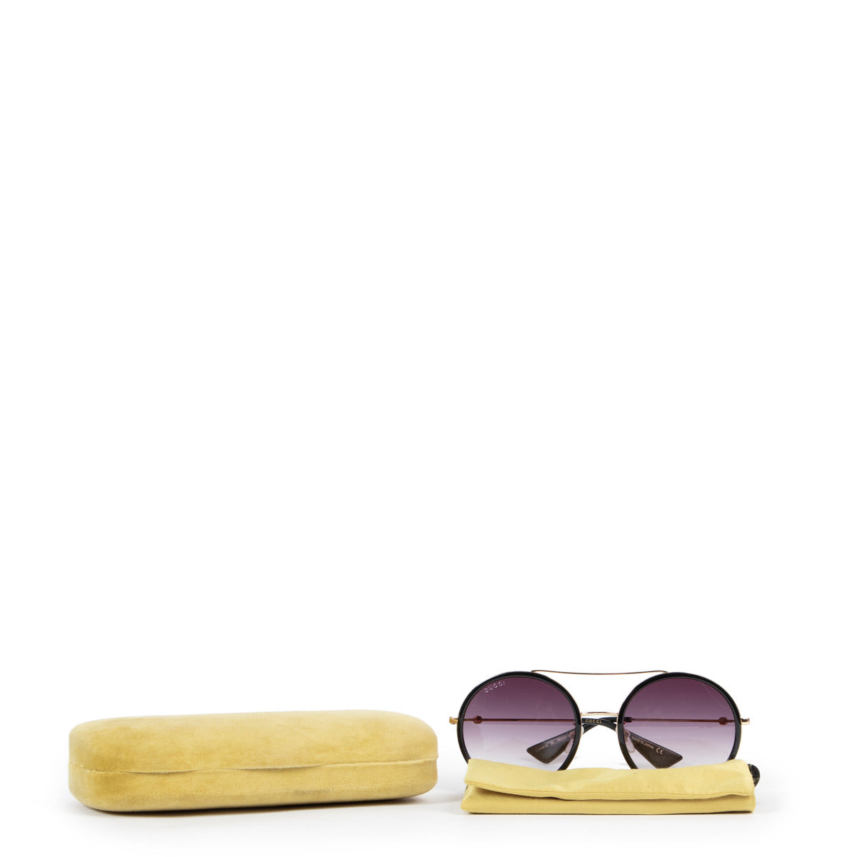 Gucci Black Round Sunglasses