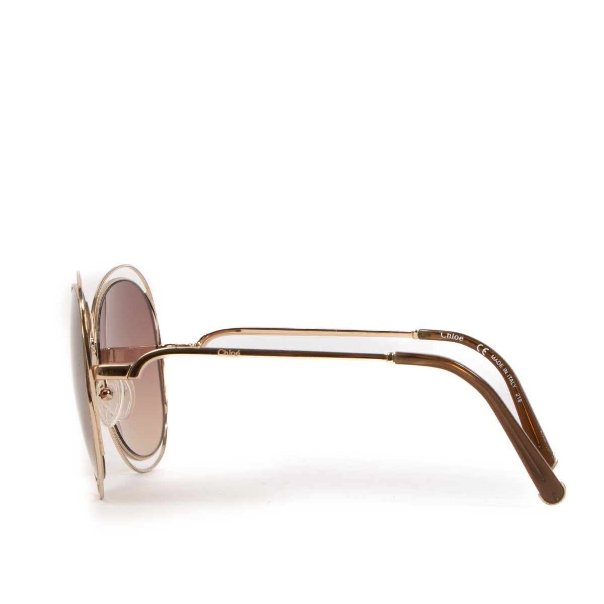 Shop safe online at Labellov in Antwerp, Brussels and Knokke this 100% authentic second hand Chloé Oversized Rectangular Carlina Sunglasses