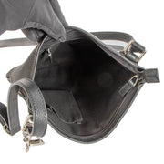 Shop safe online t Labellov in Antwerp, Brussels and Knokke this 100% authentic second hand Gucci Black GG Messenger Bag