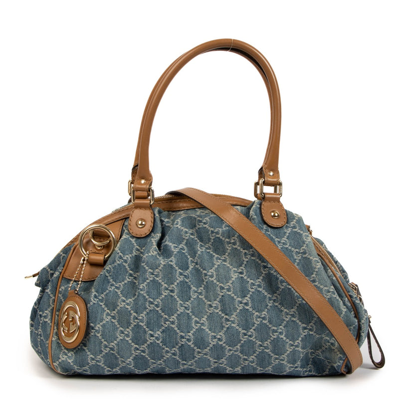 Shop safe online at Labellov in Antwerp, Brussels and Knokke this 100% authentic second hand Gucci Denim GG Canvas Sukey Tote Shoulder Bag