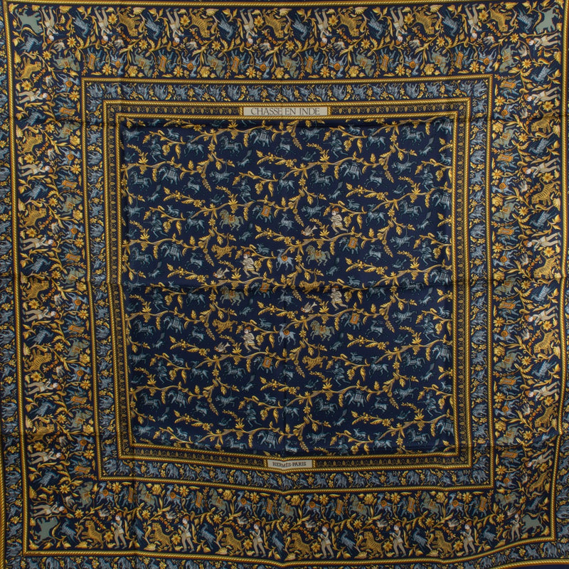 Shop safe online at Labellov in Antwerp, Brussels and Knokke this 100% authentic second hand Hermès Multicolor Chasse En Inde Silk Carré 90 Scarf. veilig online tweedehands authentieke Hermès Multicolor Chasse En Inde Silk Carré 90 sjaal kopen bij Labello