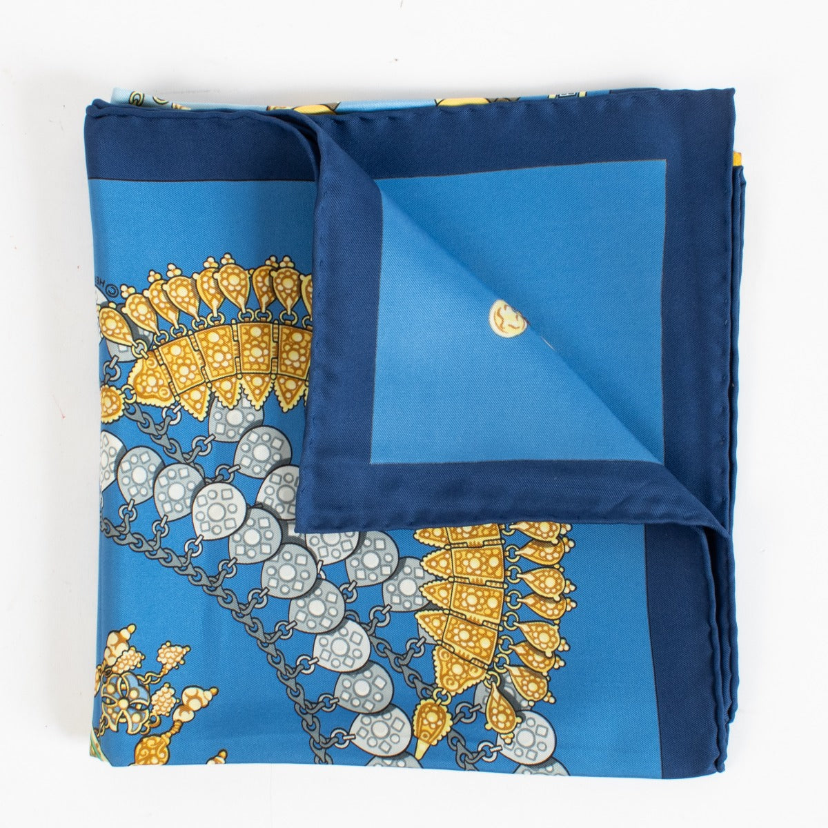 Authentic pre-loved Hermès Blue Silk Kosmima 90 Scarf on Labellov.com