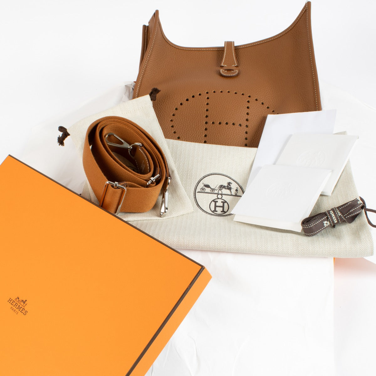 shop 100% authentic second hand Hermès Evelyne III 29 Gold Taurillon Clemence Shoulder bag