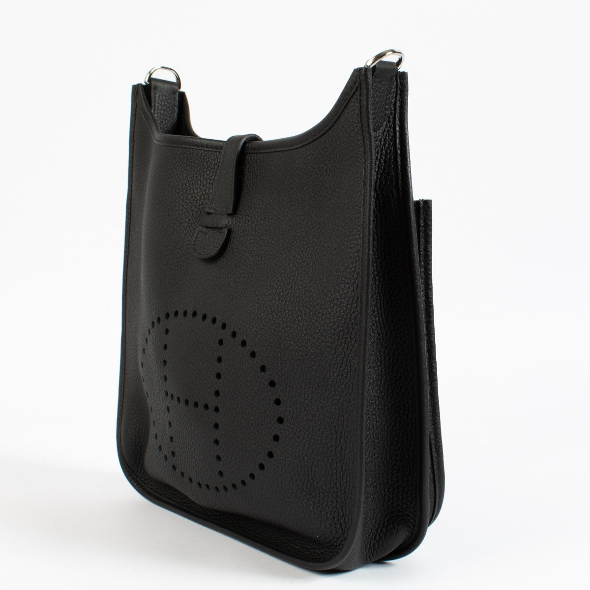 shop 100% authentic second hand Hermès Evelyne III 29 Black Taurillon Clemence PHW