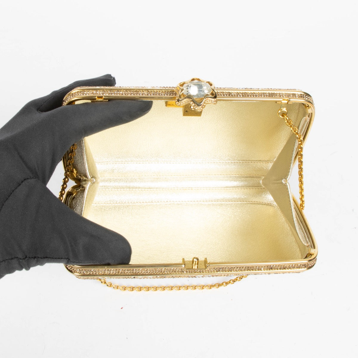 Shop 100% authentic second hand Judith Leiber Gold Crystal Bag on Labellov.com