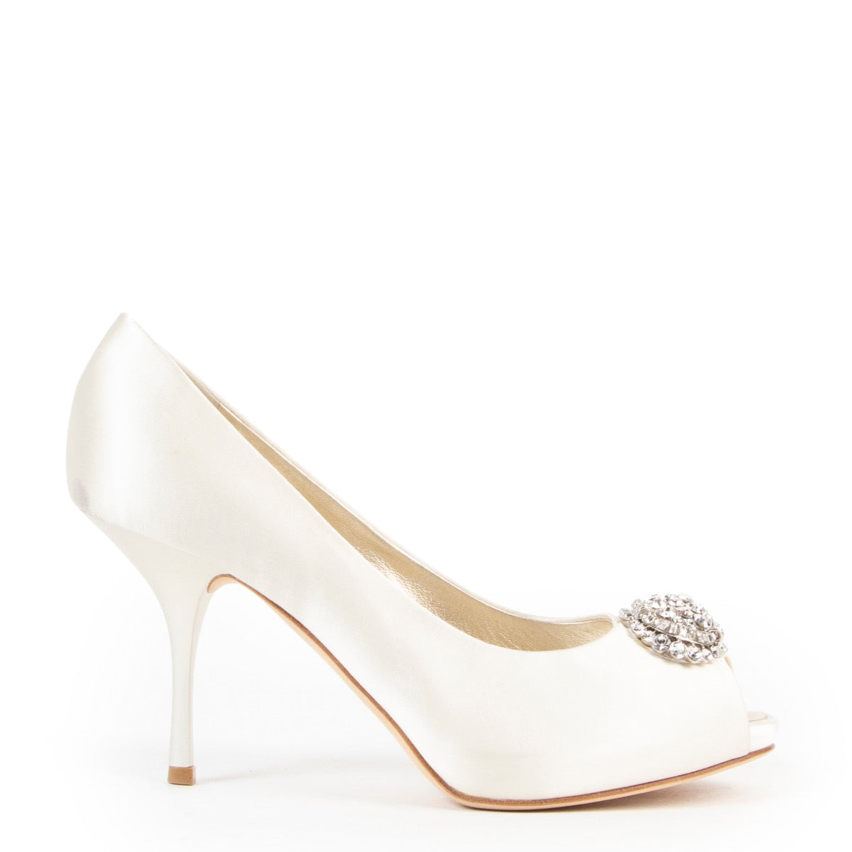 Shop safe online authentic second hand Guiseppe Zanotti White Pumps. Buy online Guiseppe Zanotti White Pumps in a safe way. Shop Guiseppe Zanotti White Pumps online safely.