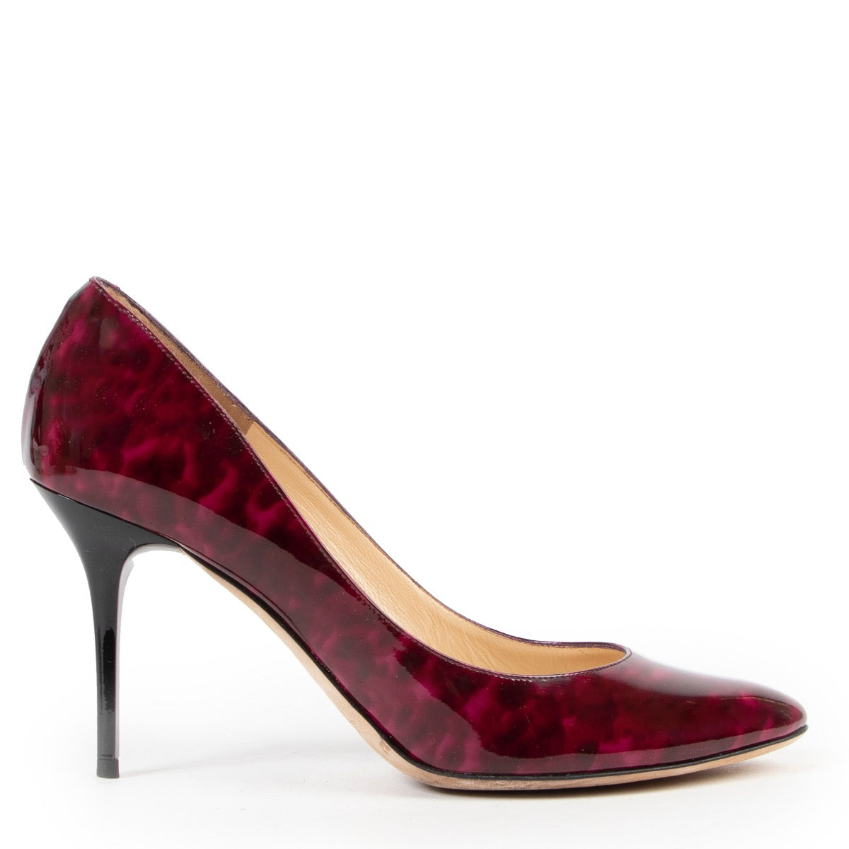 Shop safe online authentic second hand Jimmy Choo Purple Pumps. Buy online Jimmy Choo Purple Pumps in a safe way. Shop Jimmy Choo Purple Pumps online safely.