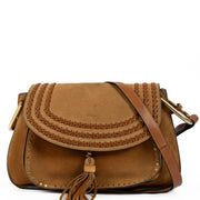 Shop safe online at Labellov in Antwerp, Brussels and Knokke this 100% authentic second hand Chloé Cognac Suede Hudson Double-Carry Bag. veilig online tweedehands authentieke Chloé Cognac Suede Hudson Double-Carry handtas kopen bij Labellov.