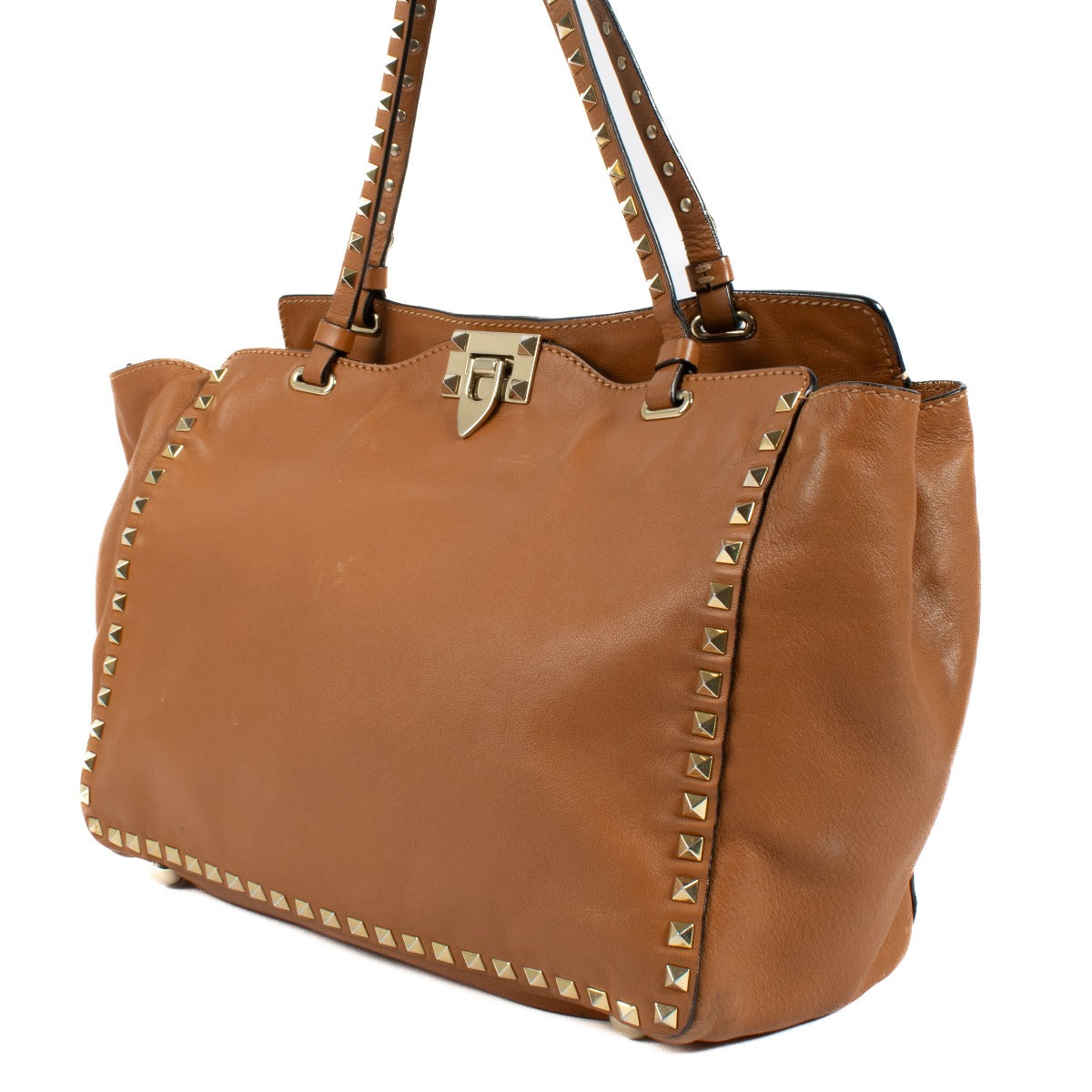 Sac fourre-tout moyen Rockstud en cuir de chameau Valentino Garavani