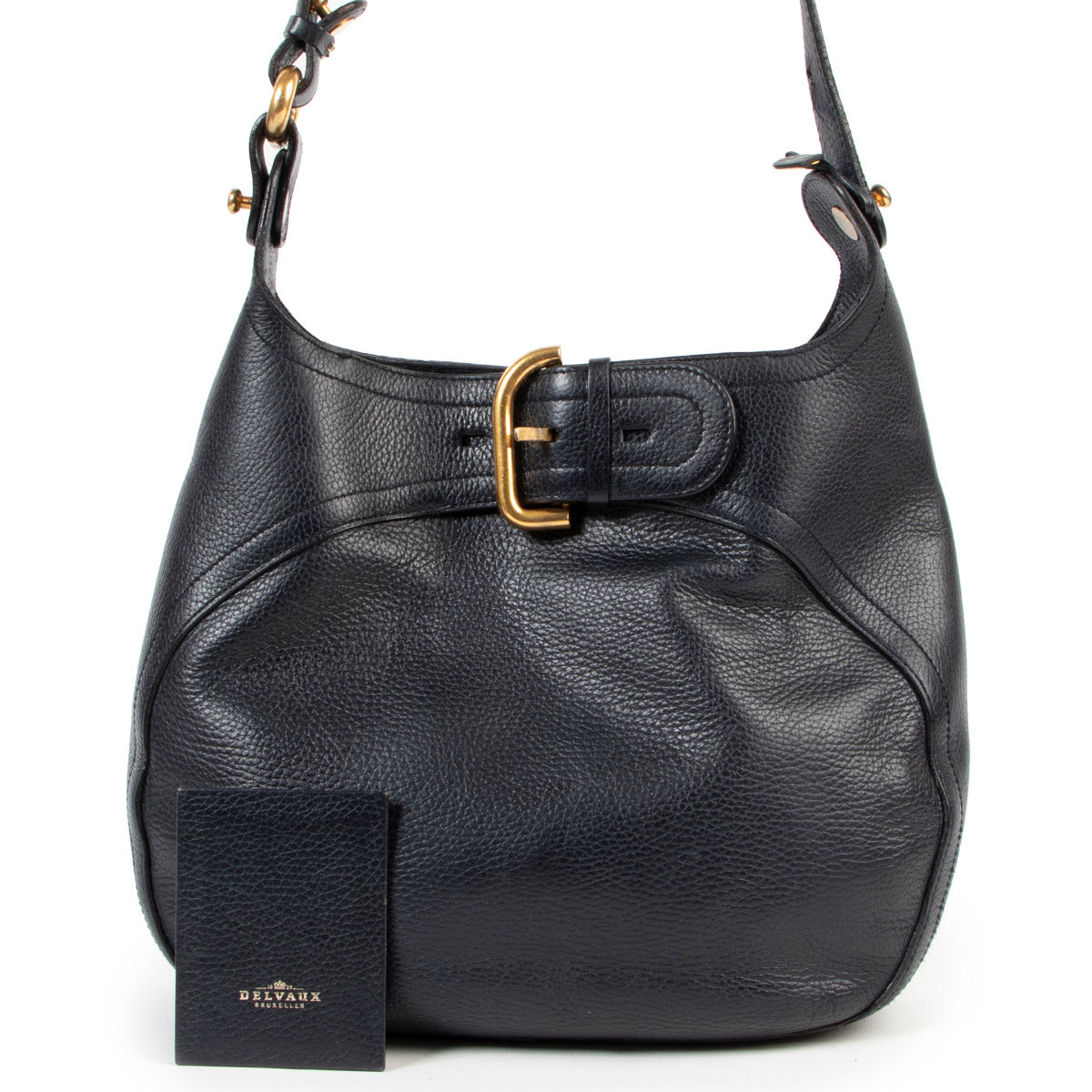Delvaux Blue Leather Crossbody Bag te koop aanbieden doet u bij labellov tweedehands luxe in Antwerpen