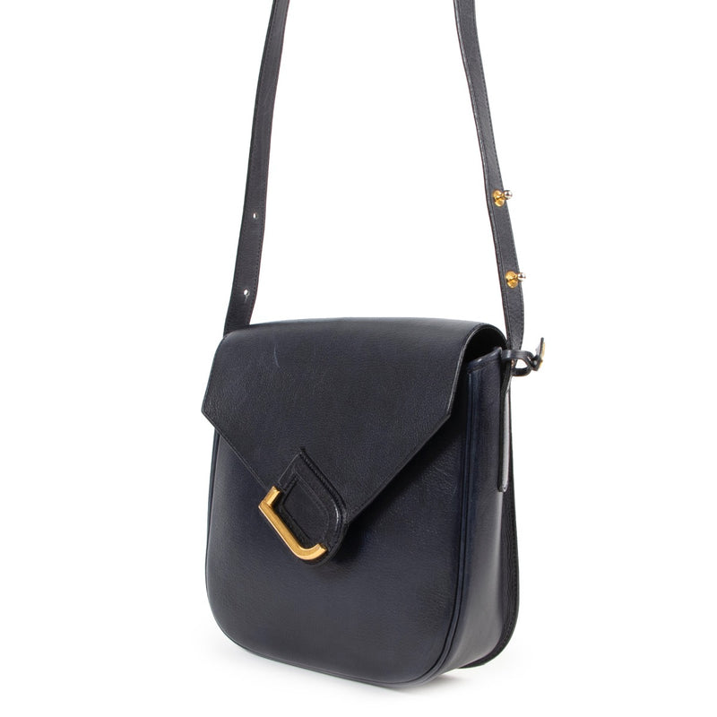 Veilig online kopen van authentieke blauwe Delvaux handtas bij Labellov.Com.