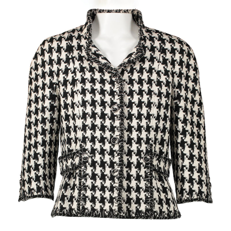 Chanel Pied de Poule Tweed Vest - FR38 for the best price at Labellov secondhand luxury in Antwerp