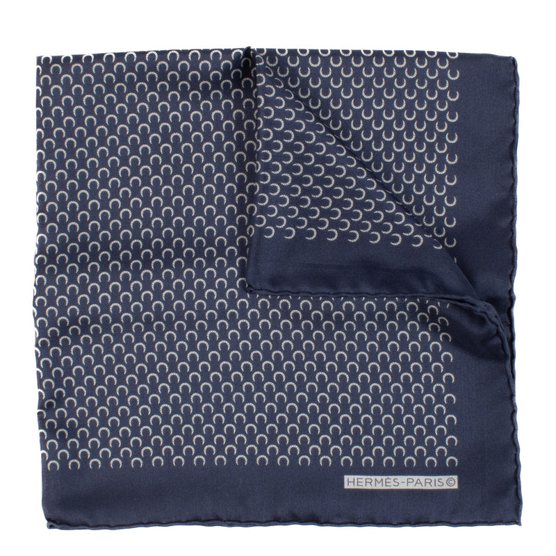 shop 100% authentic second hand Hermès Blue 45 Silk Scarf on Labellov.com
