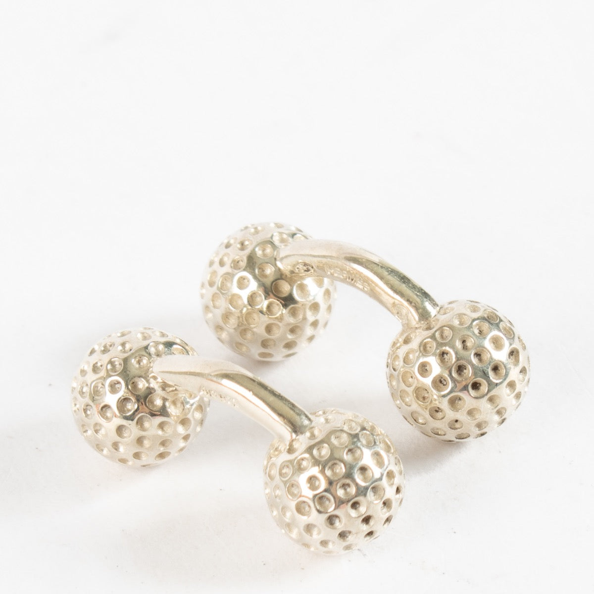 Authentic Second Hand Hermès Silver Golf Ball Cufflinks on Labellov.com