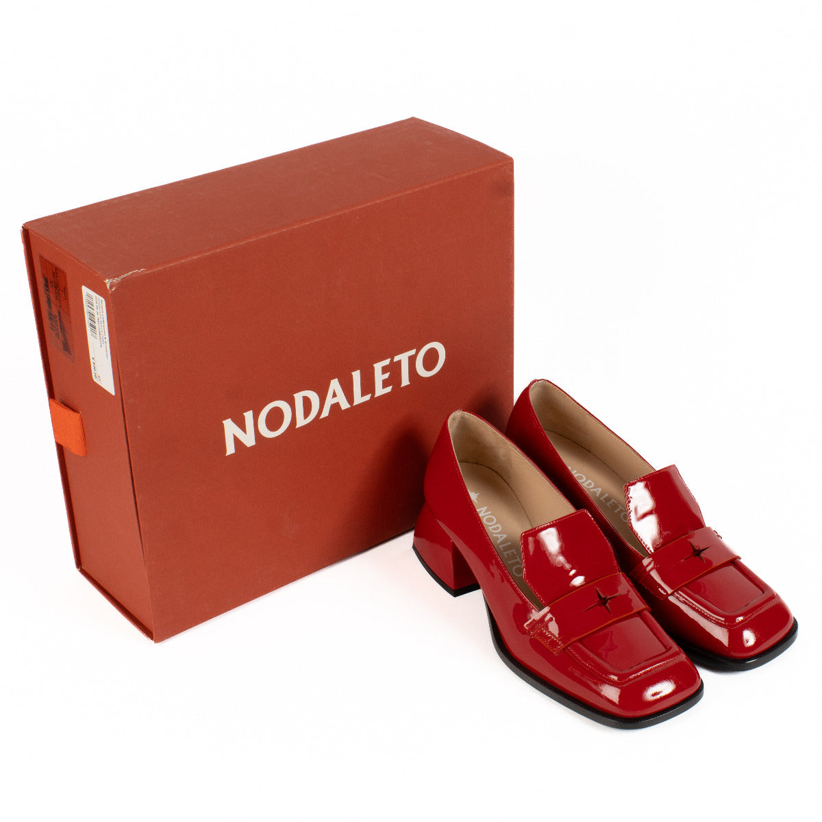 Nodaleto Red Patent Leather Loafer Pumps - size 37 aan de beste prijs bij Labellov tweedehands luxe in Antwerpen en Knokke.