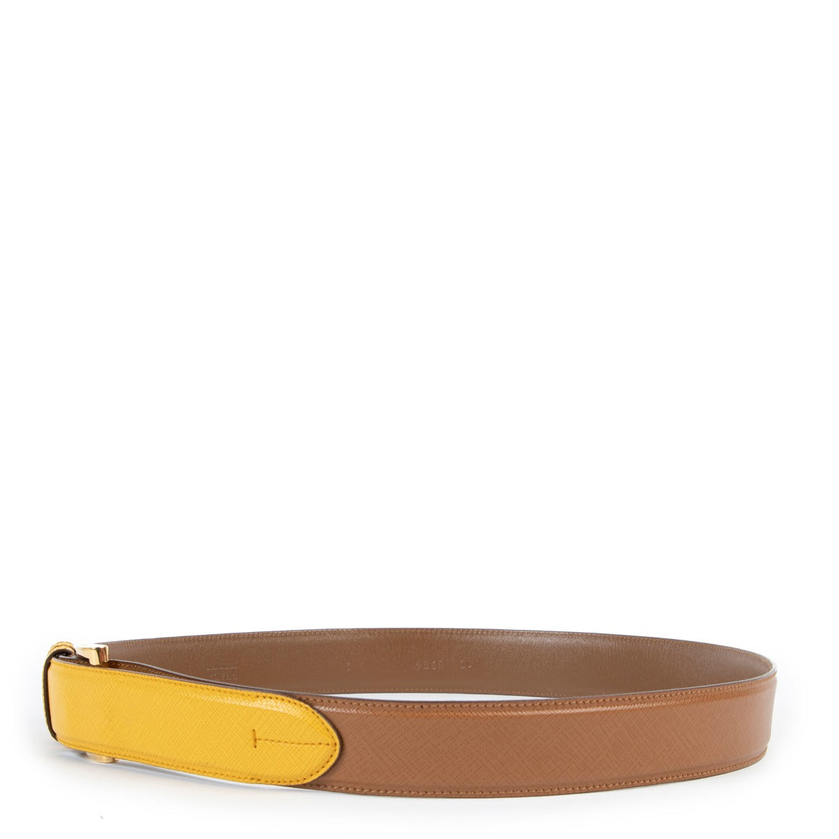 Shop safe online at Labellov in Antwerp this 100% authentic second hand Prada Camel Saffiano Leahter Belt - Size 95