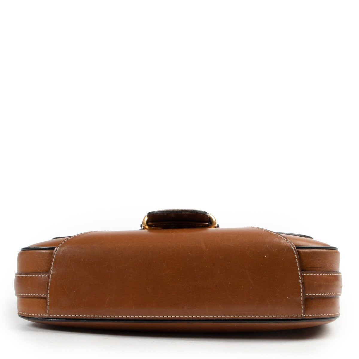 Buy Delvaux in an authentic way on Labellov.