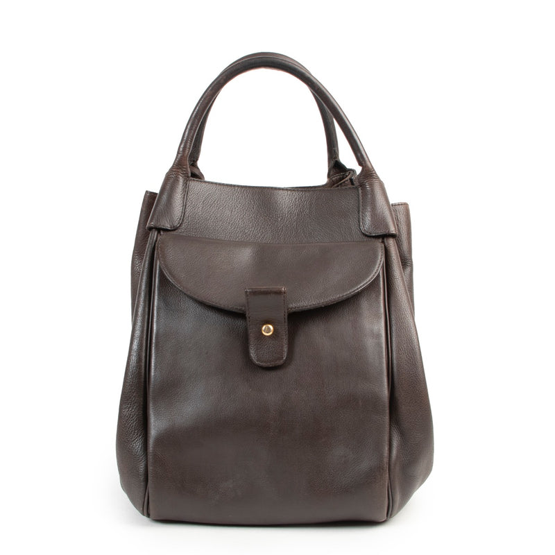 Shop safe online authentic second hand Delvaux Brown Leather Shoulder Bag. Buy online Delvaux Brown Leather Shoulder Bag in a safe way. Shop Delvaux Brown Leather Shoulder Bag safely online.