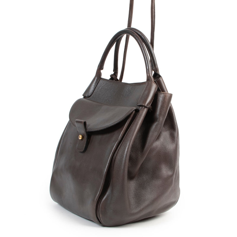 Shop safe online authentic second hand Delvaux Brown Leather Shoulder Bag. Buy online Delvaux Brown Leather Shoulder Bag in a safe way. Shop Delvaux Brown Leather Shoulder Bag safely online.