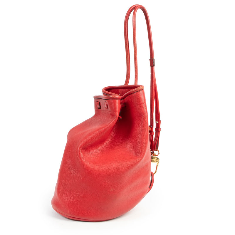 Shop safe online authentic second hand Delvaux Red Bucket Bag Shoulder Bag. Buy online Delvaux Red Bucket Bag Shoulder Bag in a safe way. Shop Delvaux Red Bucket Bag Shoulder Bag online safely.