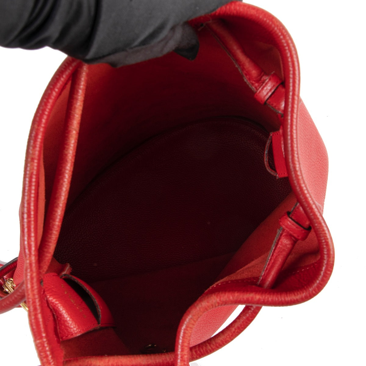 Shop safe online authentic second hand Delvaux Red Bucket Bag Shoulder Bag. Buy online Delvaux Red Bucket Bag Shoulder Bag in a safe way. Shop Delvaux Red Bucket Bag Shoulder Bag online safely.