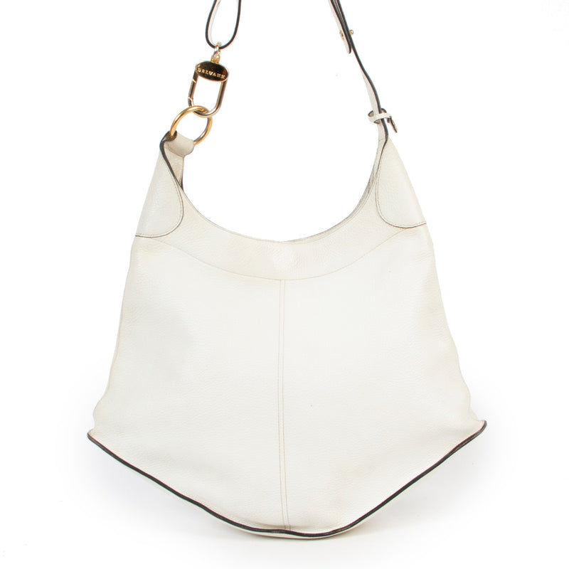 Shop safe online authentic second hand Delvaux White Satan Shoulderbag. Buy Delvaux White Satan Shoulderbag online safely. Shop online Delvaux White Satan Shoulderbag in a safe way.