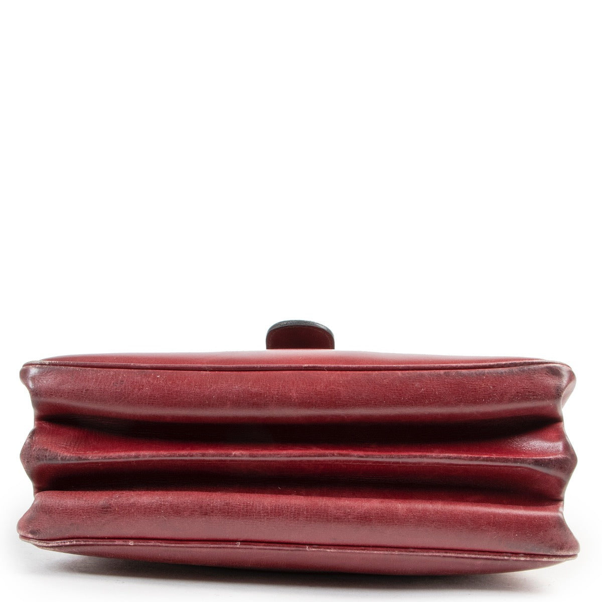 Shop safe online authentic Delvaux Burgundy Vintage Brillant Crossbody bag. Veilig online kopen van authentieke Delvaux bordeaux brillant crossbody handtas bij Labellov.Com.