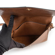Shop safe online authentic second hand Delvaux Vintage Taupe Leather Crossbody Bag. Buy online Delvaux Vintage Taupe Leather Crossbody Bag in a safe way. Shop Delvaux Vintage Taupe Leather Crossbody Bag online safely.
