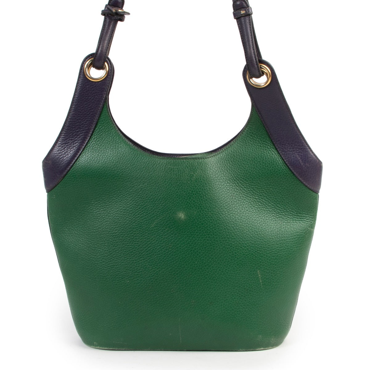 Shop safe online authentic second hand Delvaux Green Shoulderbag at the right price. Veilig online kopen van authentieke groene Delvaux handtas bij Labellov.com.